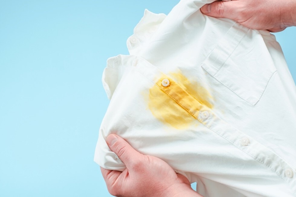 Sunscreen Stains on Clothes: Why They Happen and How to Remove Them